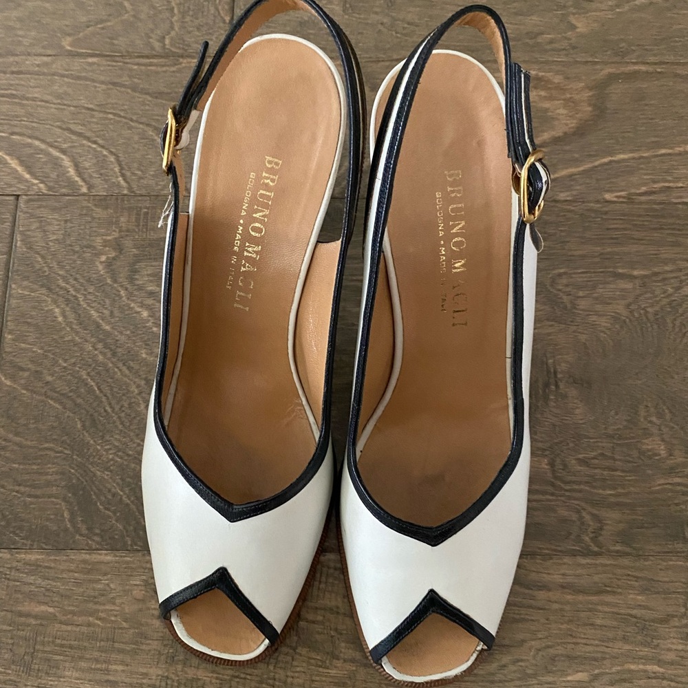 Bruno Magli Vintage Black and White Slingback Heels Size 8.5